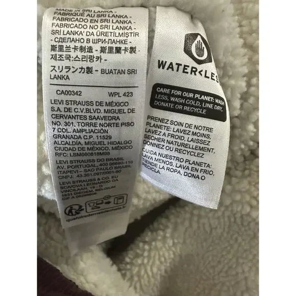 NWT Levi's Women's 90'S Corduroy Sherpa Trucker Jacket Burgundy Large Western - Picture 7 of 9